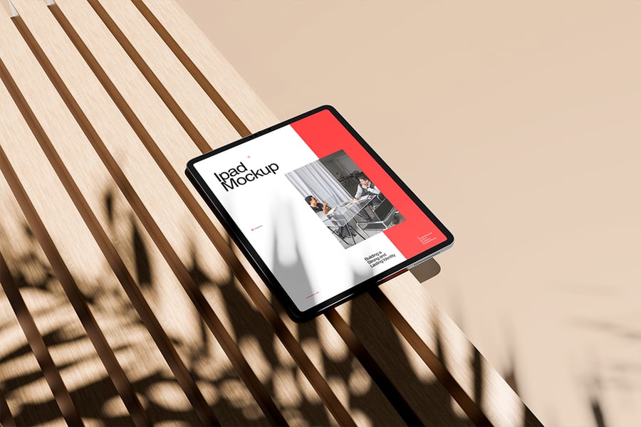 现实的iPad Pro模型样机 (PSD)