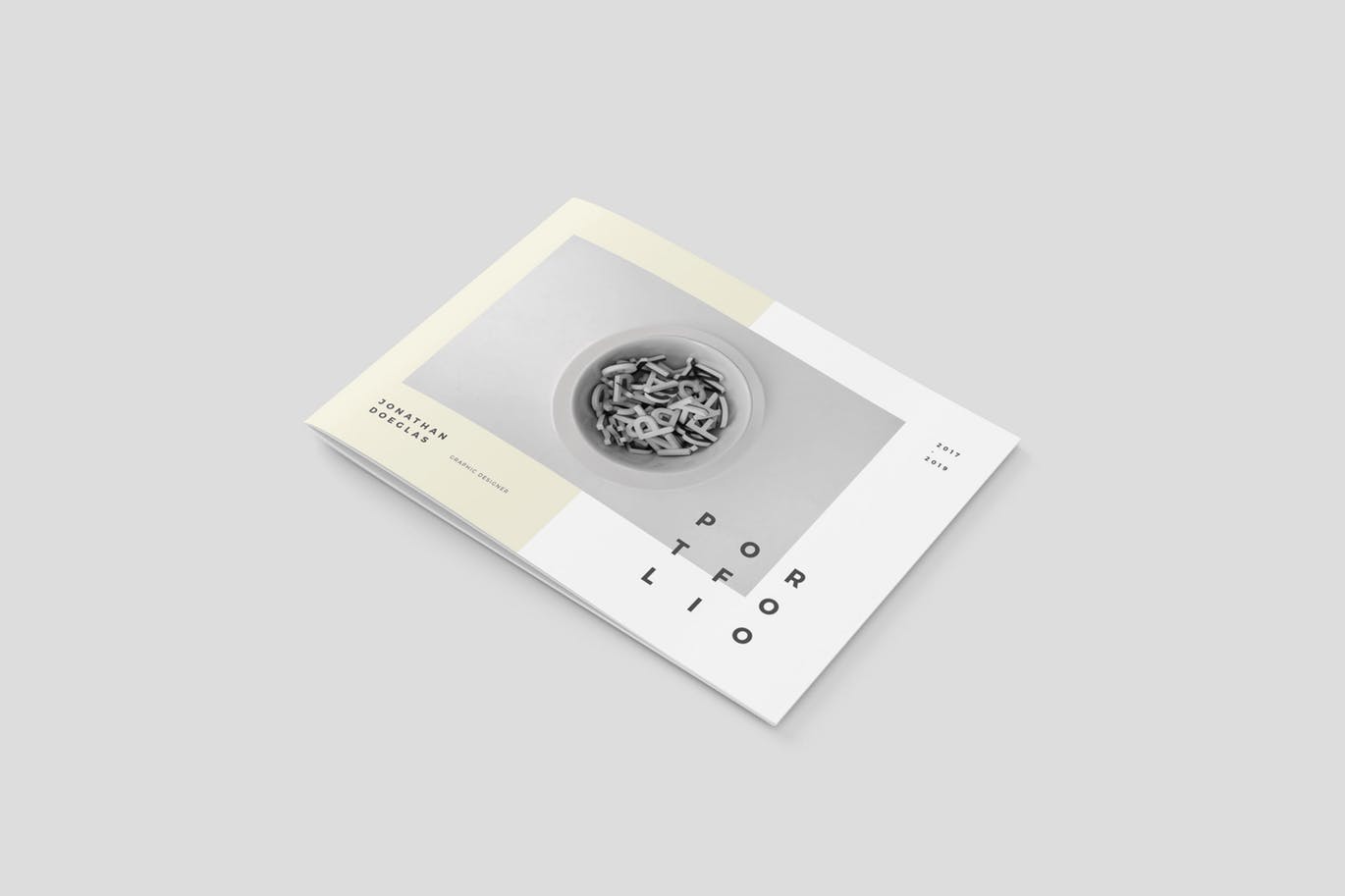 时尚高端简约多功能的品牌手册画册宣传册房地产楼书杂志设计模板