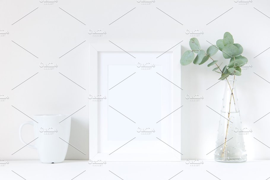 简易画框样机模板 Frame mockup